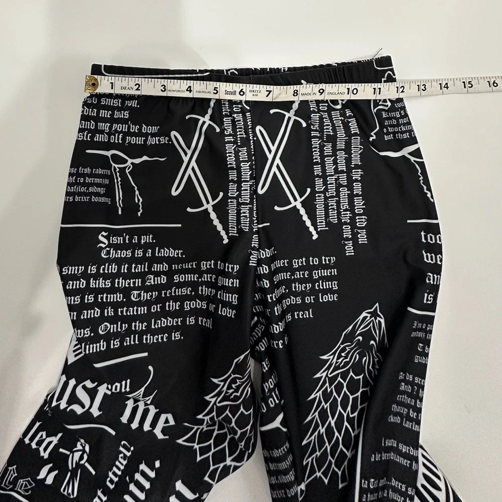 Game of Thrones Littlefinger Lord Baelish Quotes Leggings Black White One Size - Picture 9 of 11